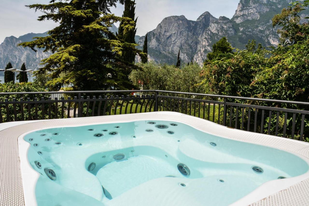 Villa Torbole Торболе Экстерьер фото