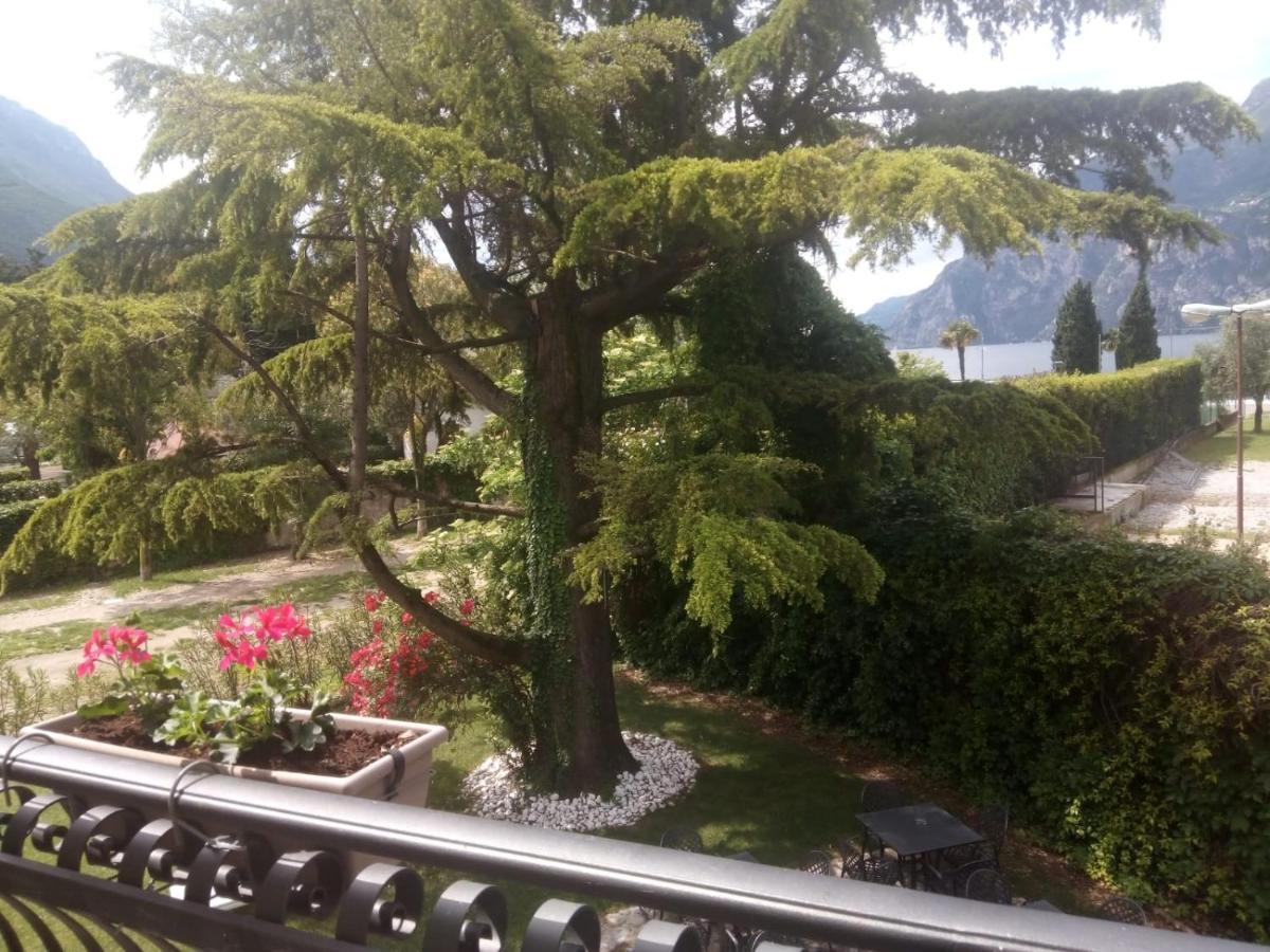 Villa Torbole Торболе Экстерьер фото